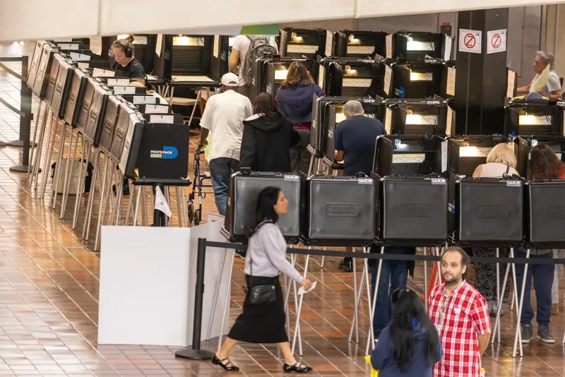 votación anticipada