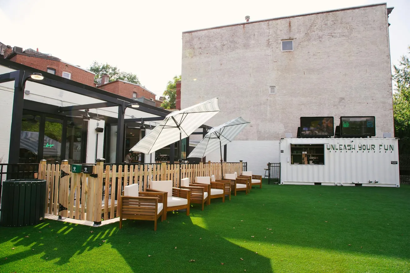 Dog Daze: el primer espacio gastronómico para humanos y perros en DC