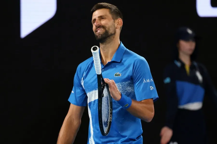 Novak Djokovic derrota a Alcaraz y se acerca a su título 25 de Grand Slam